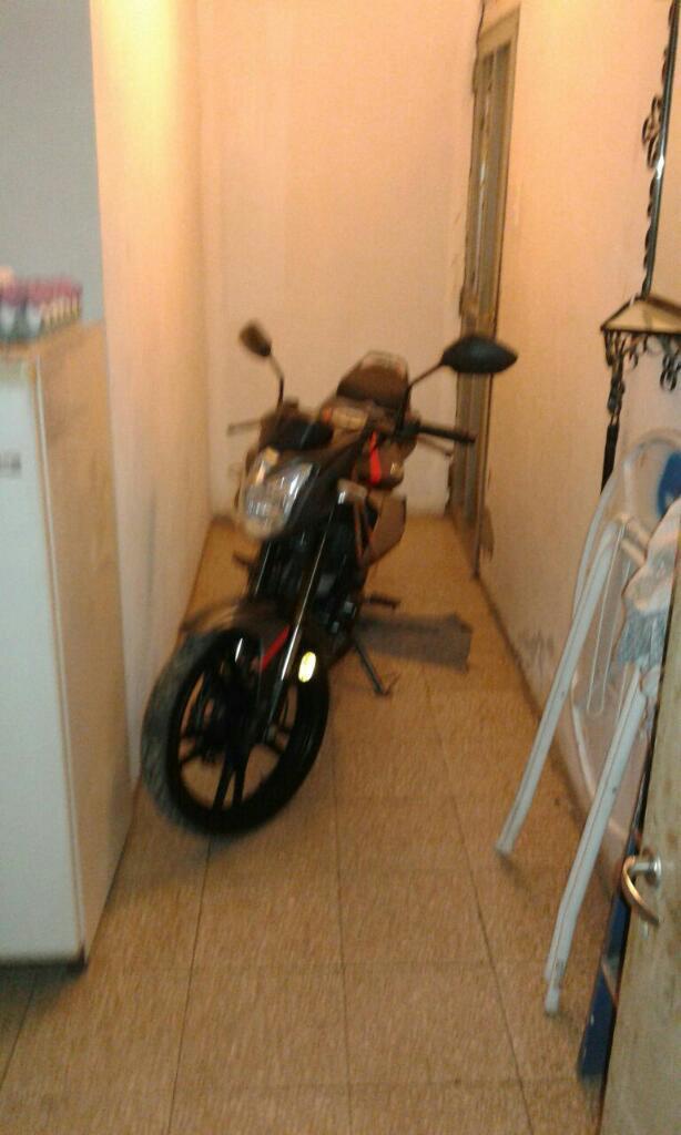 Vendo Zanella Rx 200 Naked