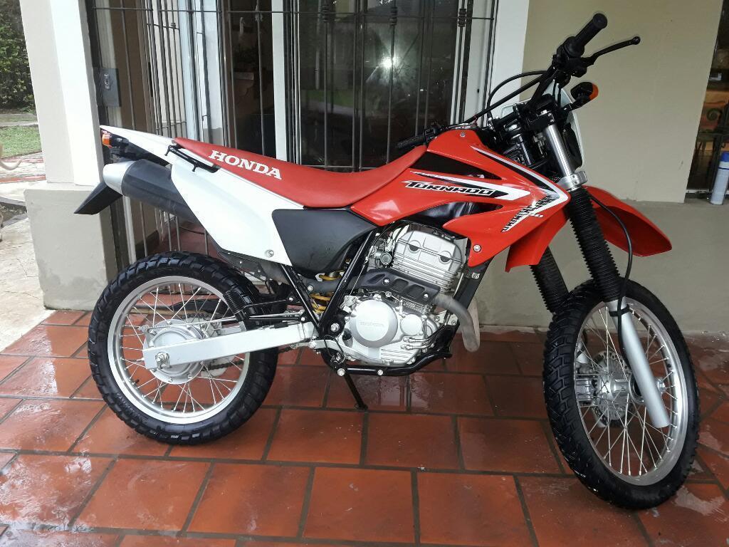 Vendo Honda Tornado!