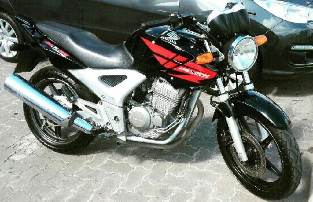 Vendo Honda Twister Urgente