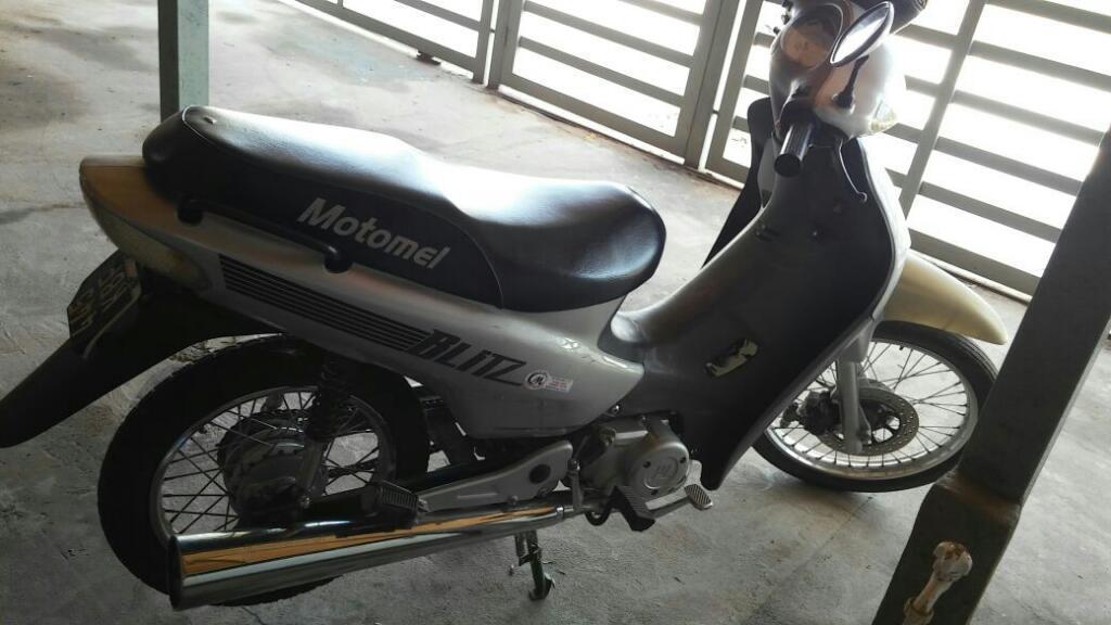 Vendo Moto