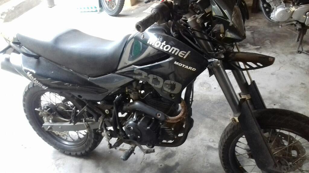 Vendo Motomel Motard. Escucho Ofertas