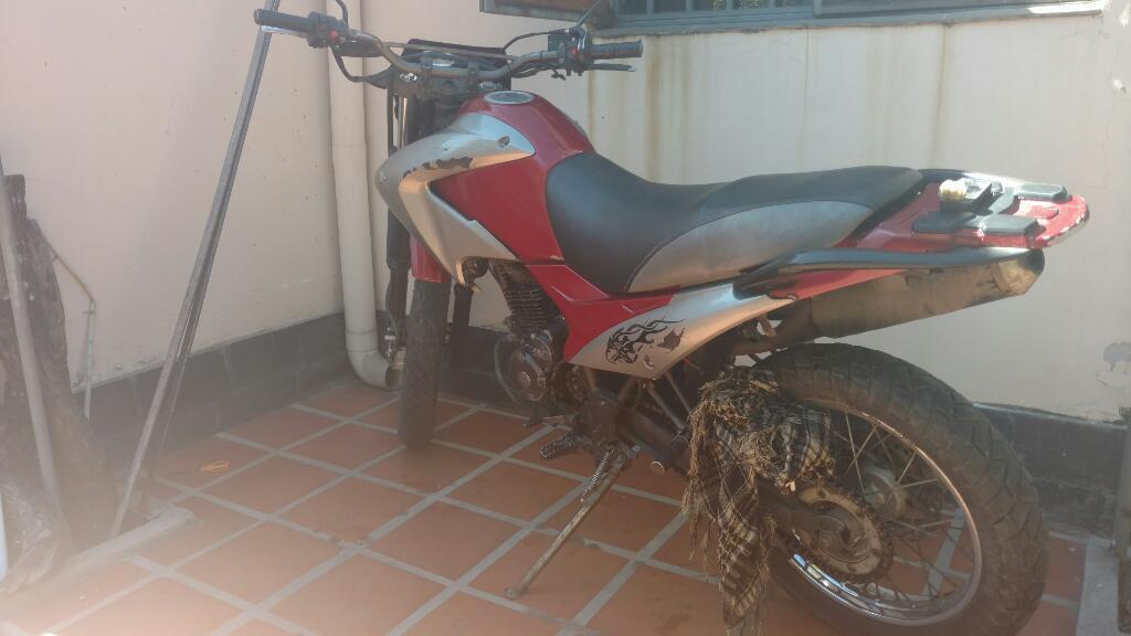 Vendo O Permuto X 110