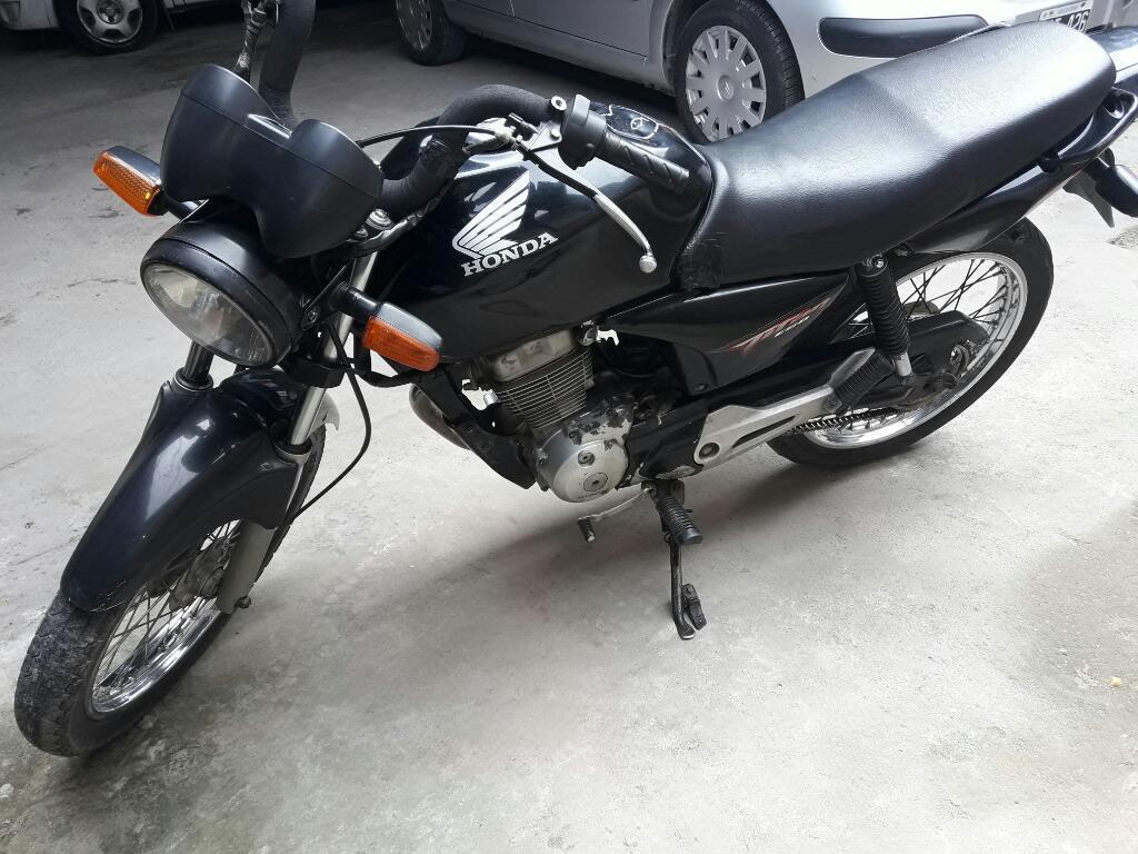 Honda Cg Titan 150 . Recibo Moto Chica