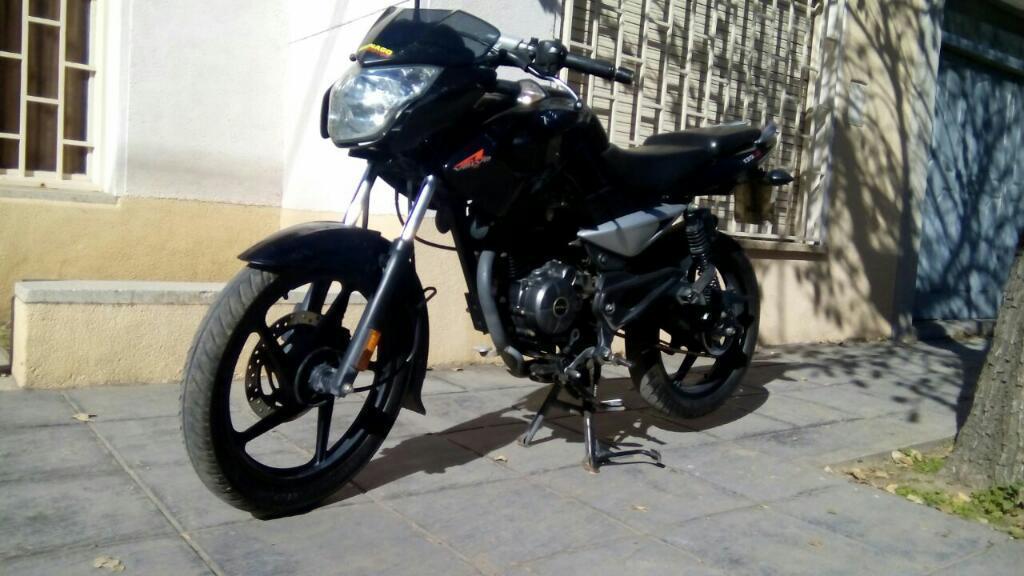 Vendo Bajaj Rouser 135 Ls