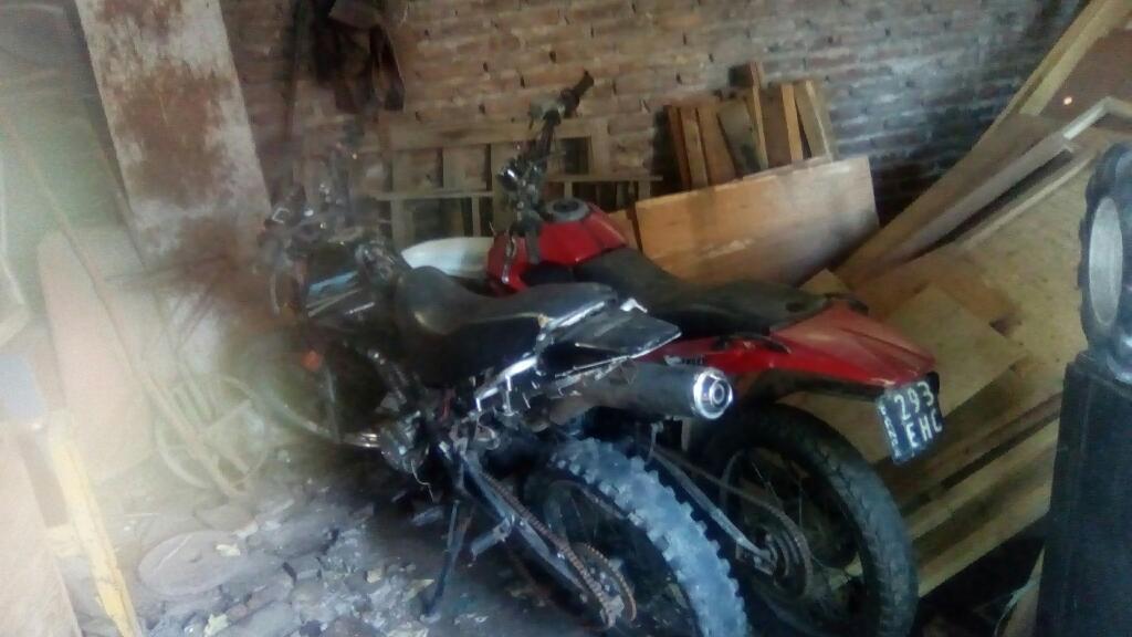 Motomel Eskua 200 Y Zanella Smx 200