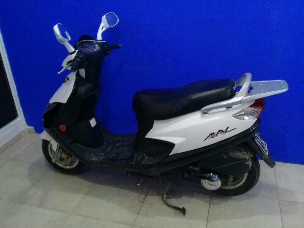 Suzuki An 125 Cc Año 2013 con 13 Mil Km