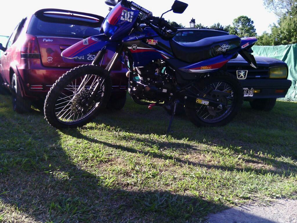 Vendo Motomel Skua 2016