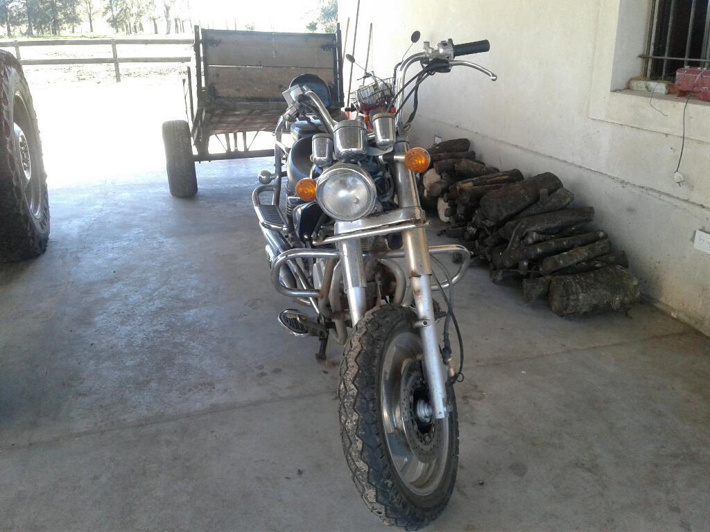 Vendo Zanella Custom 150 Único Dueño