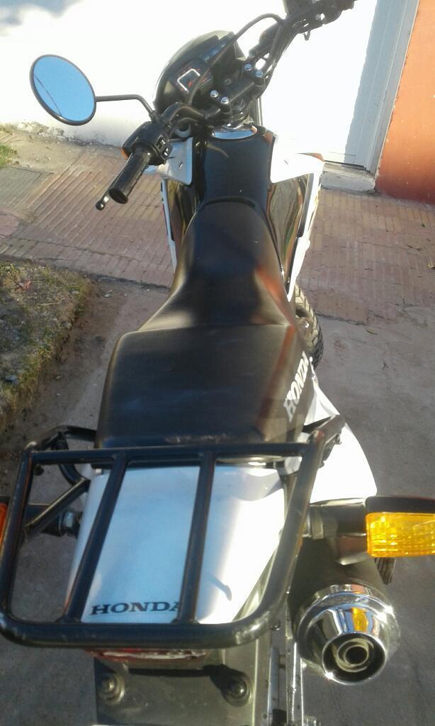 Vendo O Permuto Xr 125