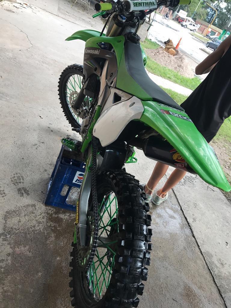 Vendo Kawasaki Kx450F