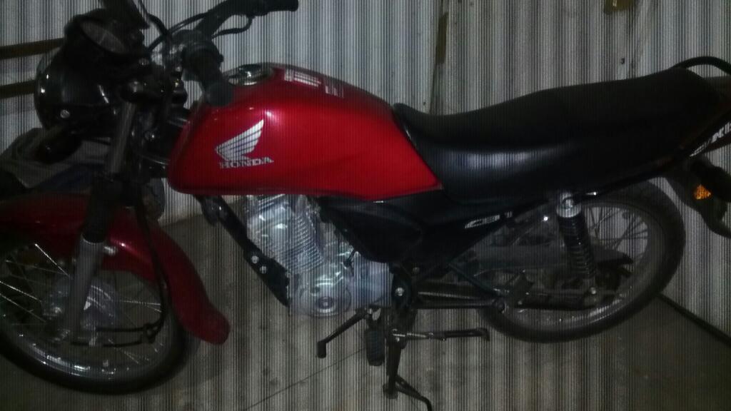 Honda Cb1 125cc, Soy Titular