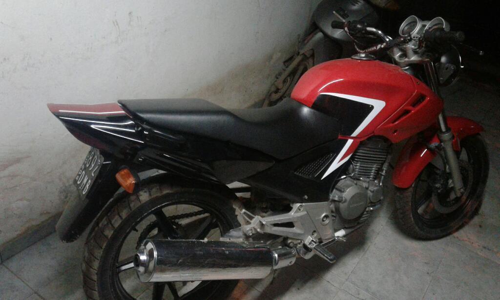 Twister 250 Impecable