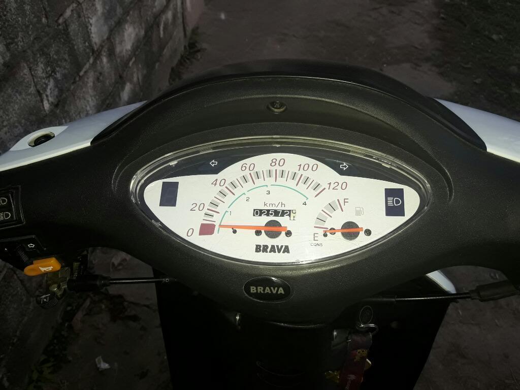 Vendo O Permuto por Otra Moto