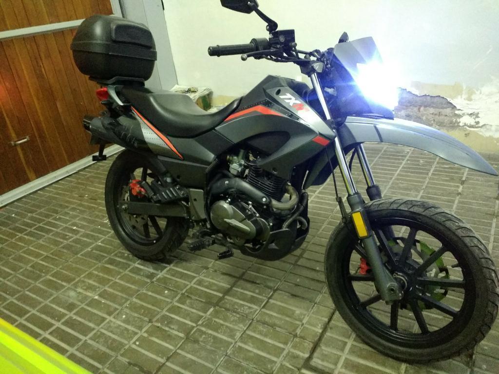 Vendo Moto Keeway Txm 200