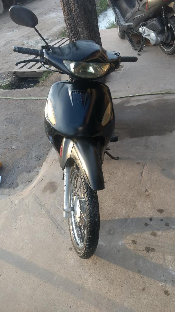 Permuto Zanella Zb, Mdlo 2008, por Auto