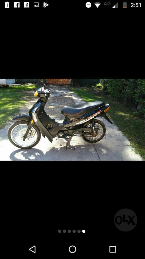 Vendo ,modelo 2015...con 5000 Km