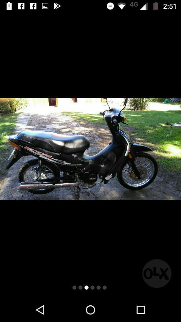 Vendo ,modelo 2015...con 5000 Km