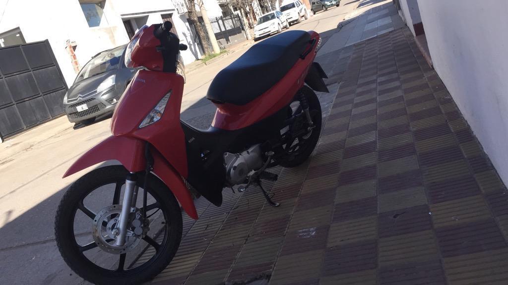 Honda Biz 125Cc Modelo 2017 con 2800Km