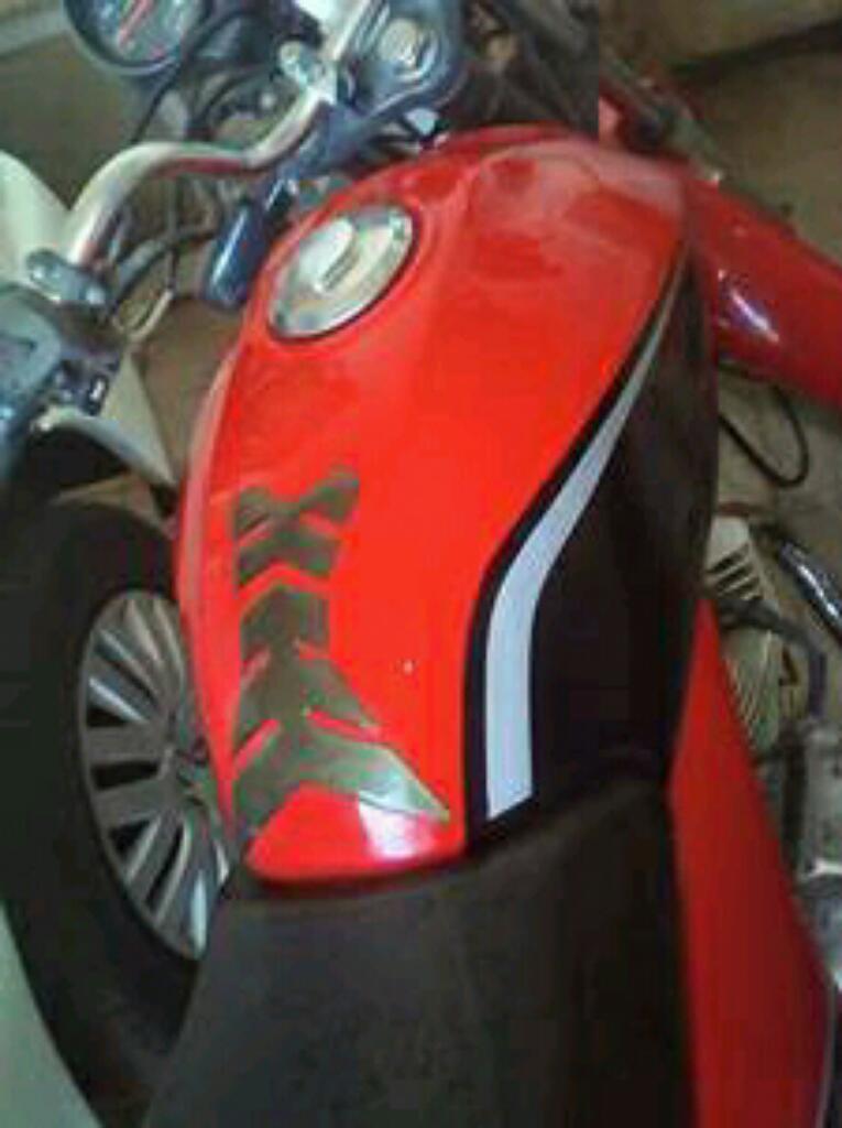 Vendo Moto Motomel