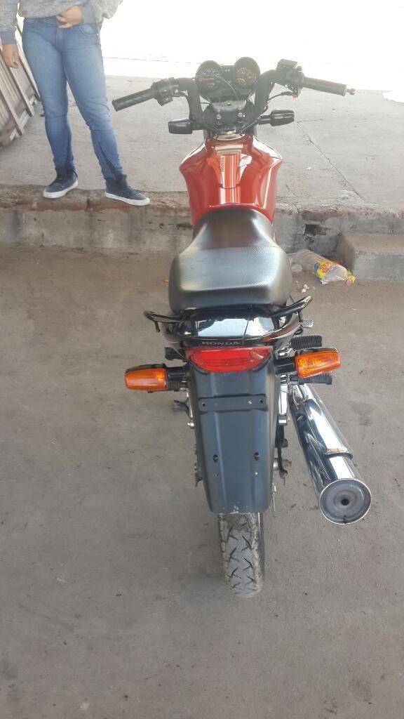 Vendo Honda Titan 2015