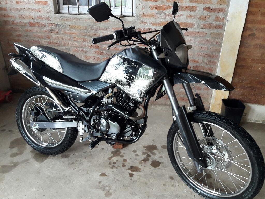 Vendo Motard 200 Recibo Menor