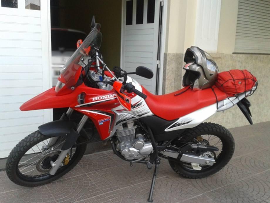 Vendo Honda XRE 300 Rally 2013 con 11.000 km. Unico dueño