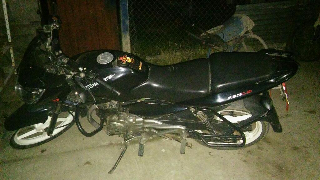 Rouser 135 Bajaj