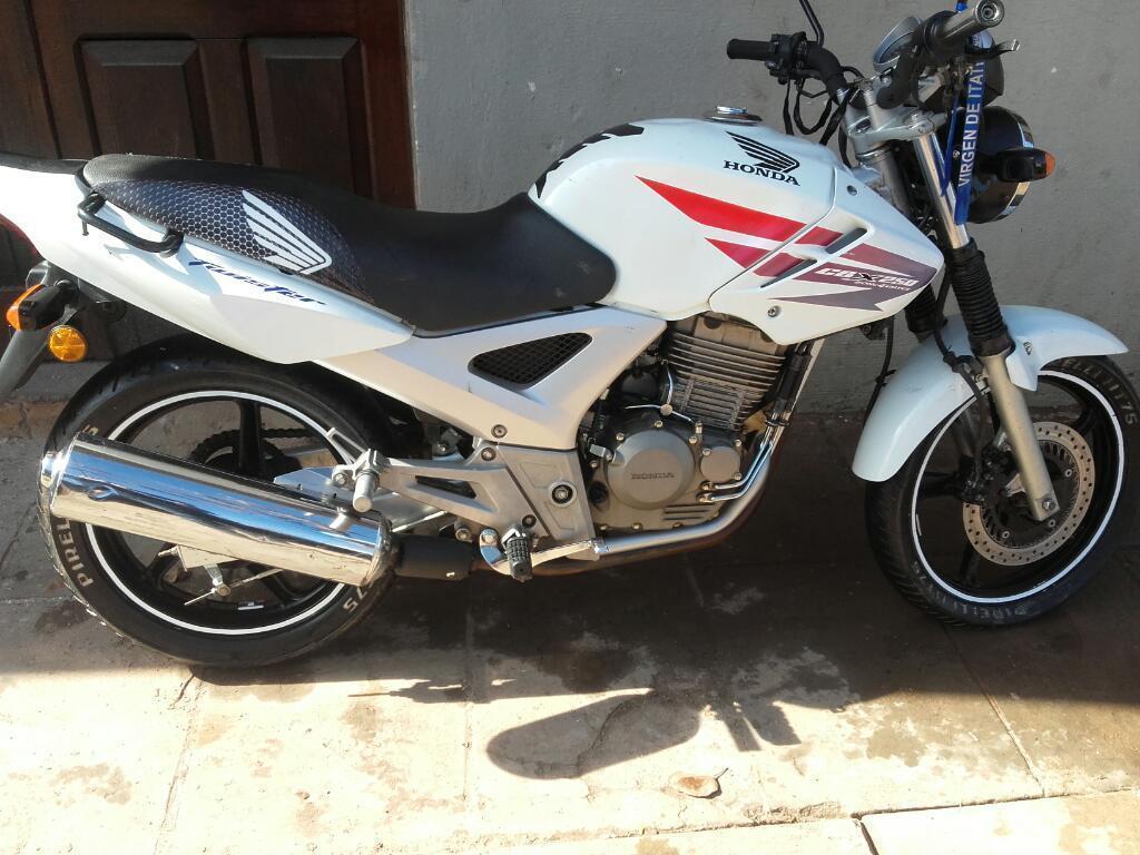 Vendo Honda Twister 250