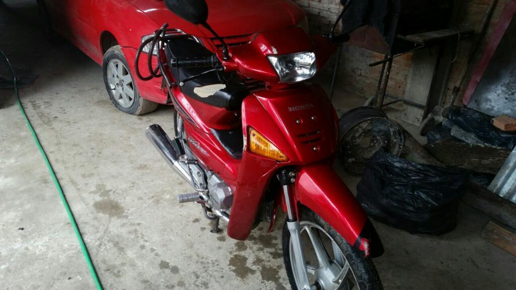 Vendo Honda Wave Modelo 2012 Km 20