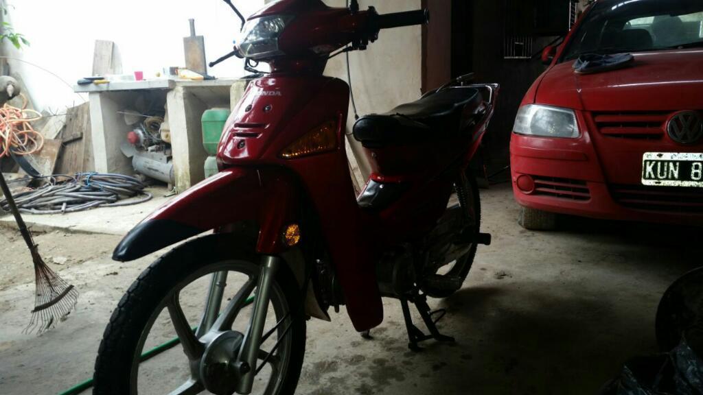 Vendo Honda Wave Modelo 2012 Km 20
