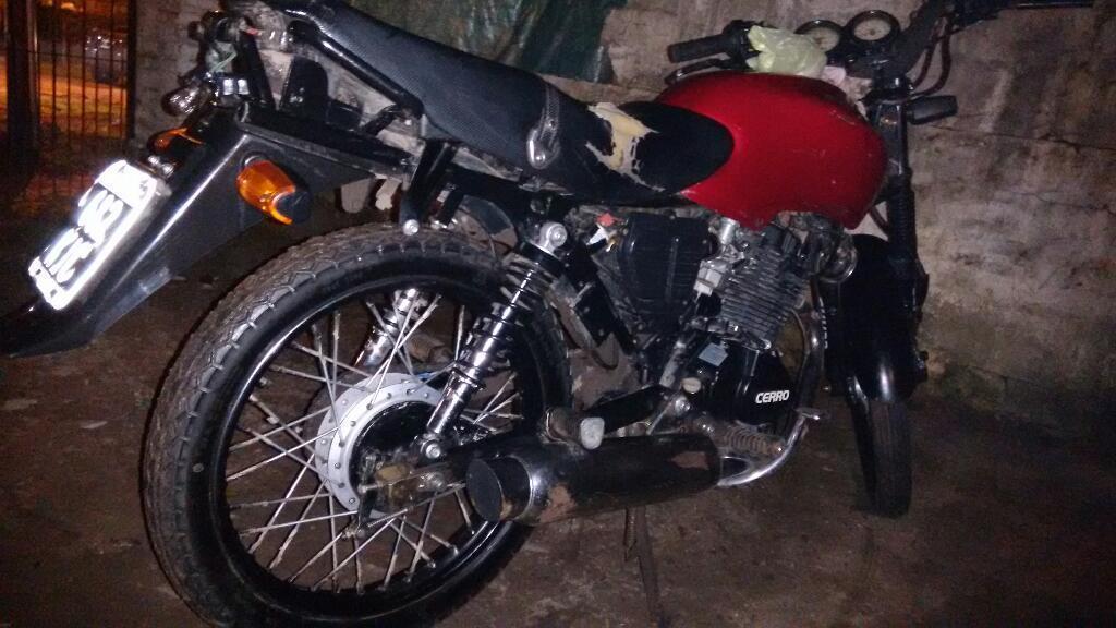 Vendo Moto Cerro 150 2014