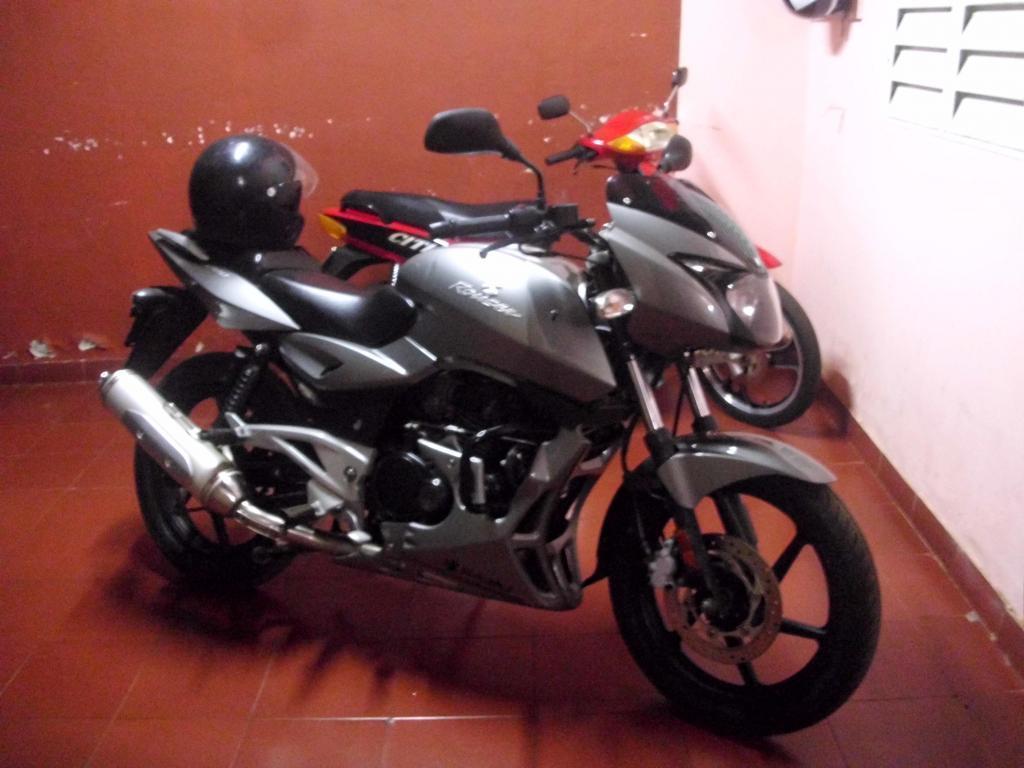 vendo Bajaj 200 impecable