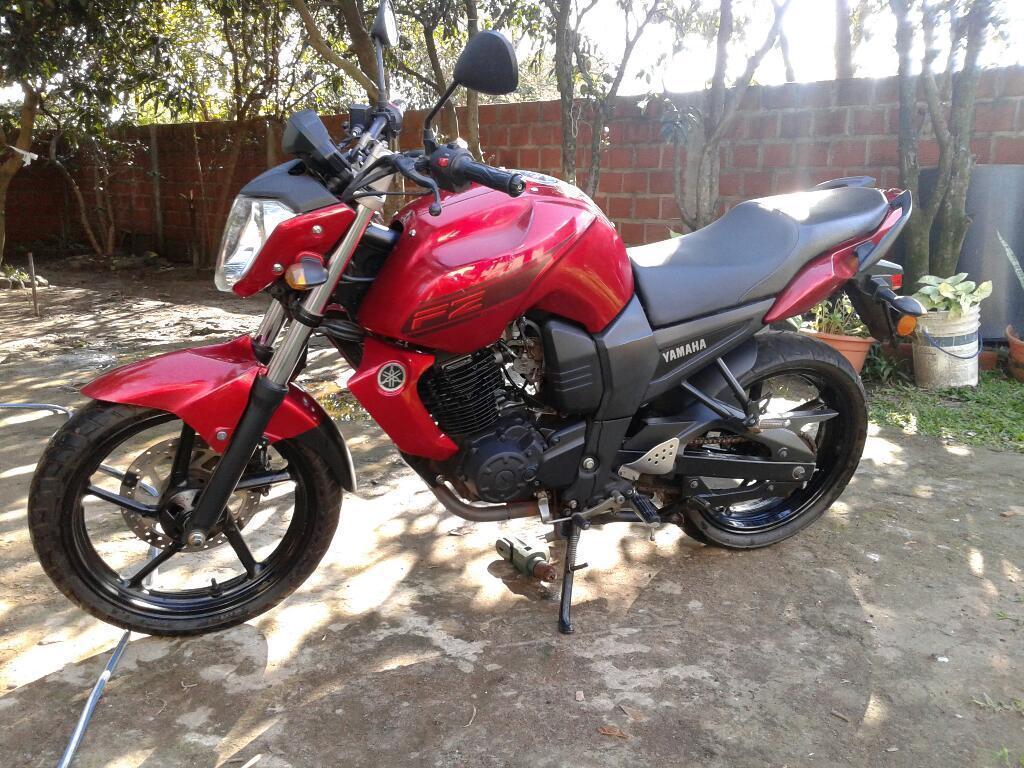 Vendo Fz 2014 Impecable con 9400 Km