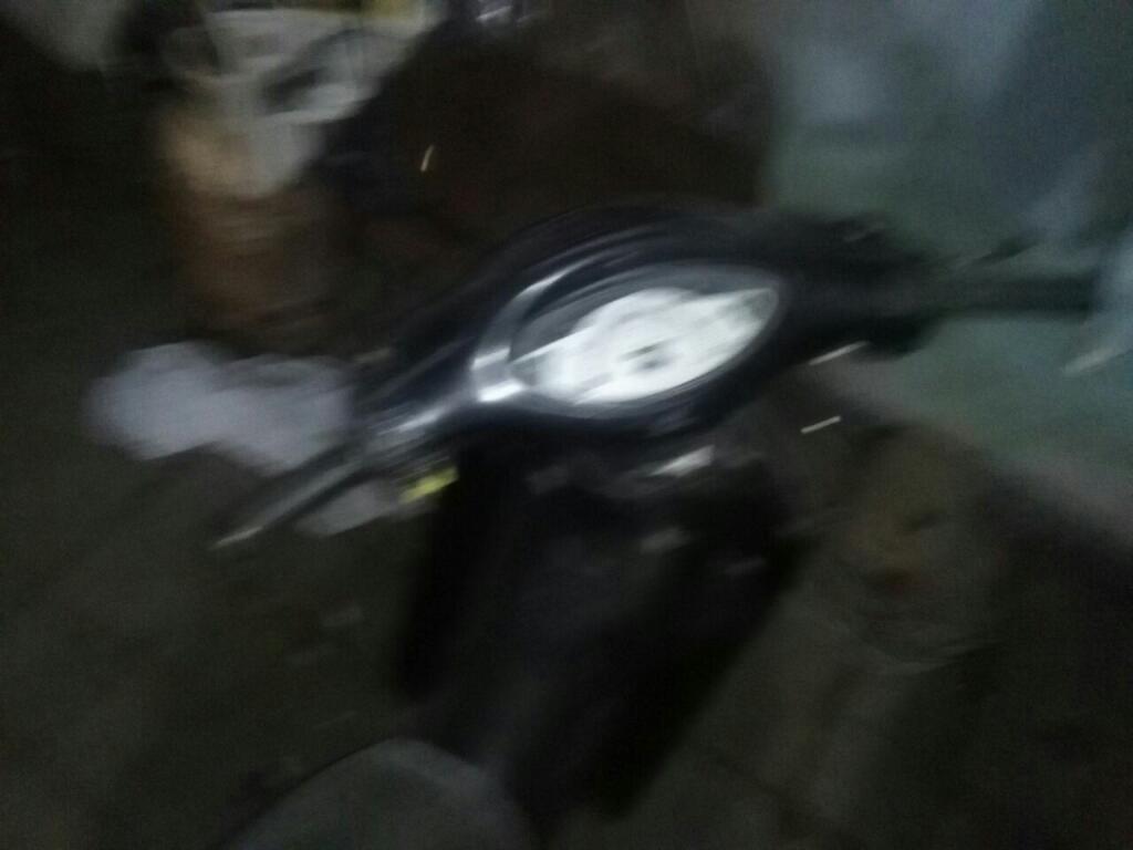 Vendo Honda Biz,sta Parada Mes Y Medio