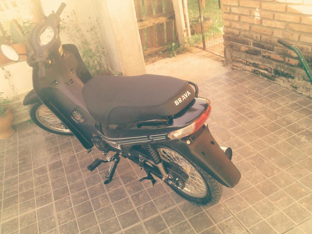 vendo brava nevada 110 full con tan solo 680 km modelo 2017