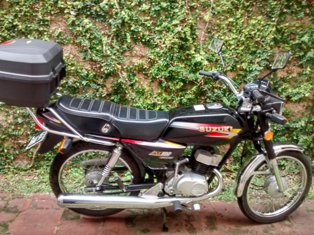 Suzuki Ax 100 Modelo 2012 IMPECABLE