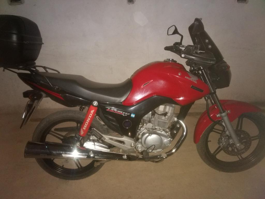 Vendo Honda Cg Titan150 New 2015 7810km