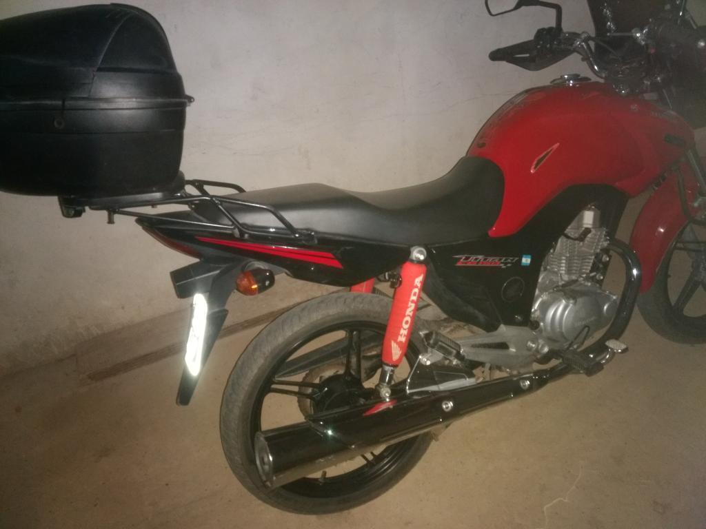 Vendo Honda Cg Titan150 New 2015 7810km