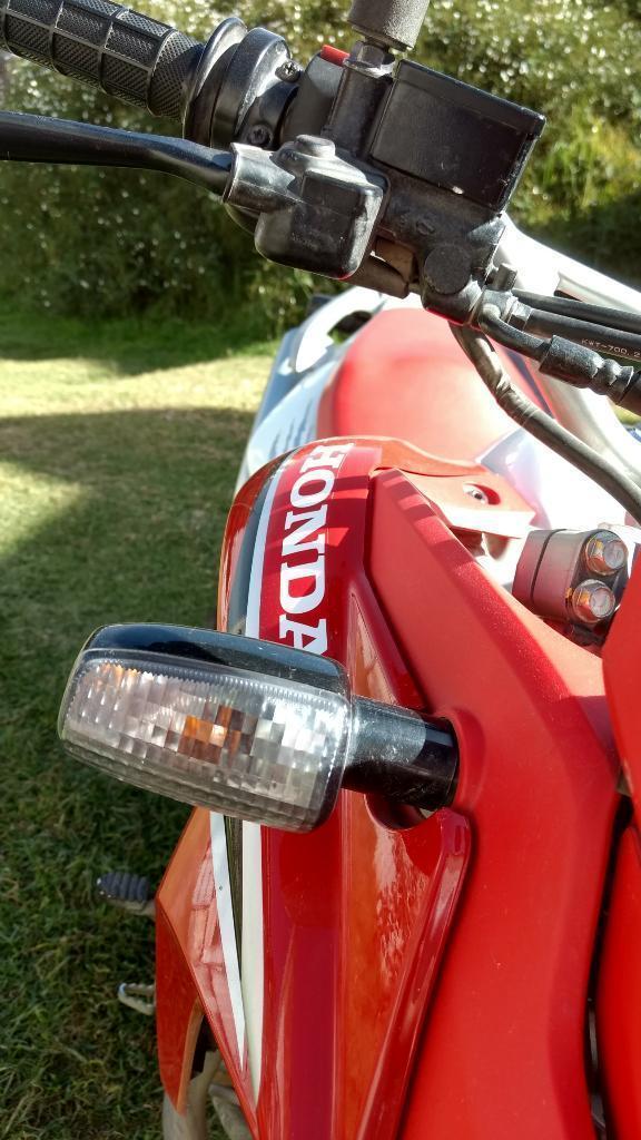 Honda Xre 300 Rally