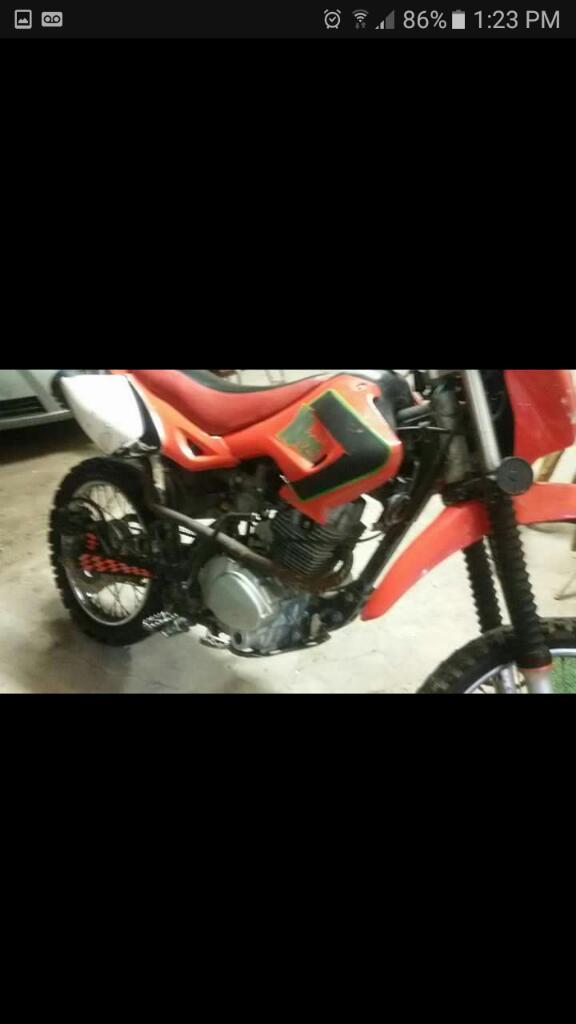 Vendo O Permuto Moto