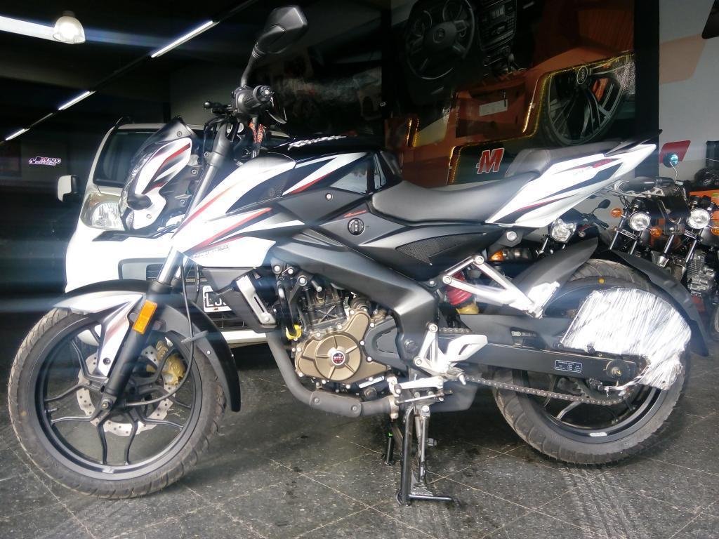 Bajaj Rouser 200 NS **RETIRA YA** Solo Con Dni