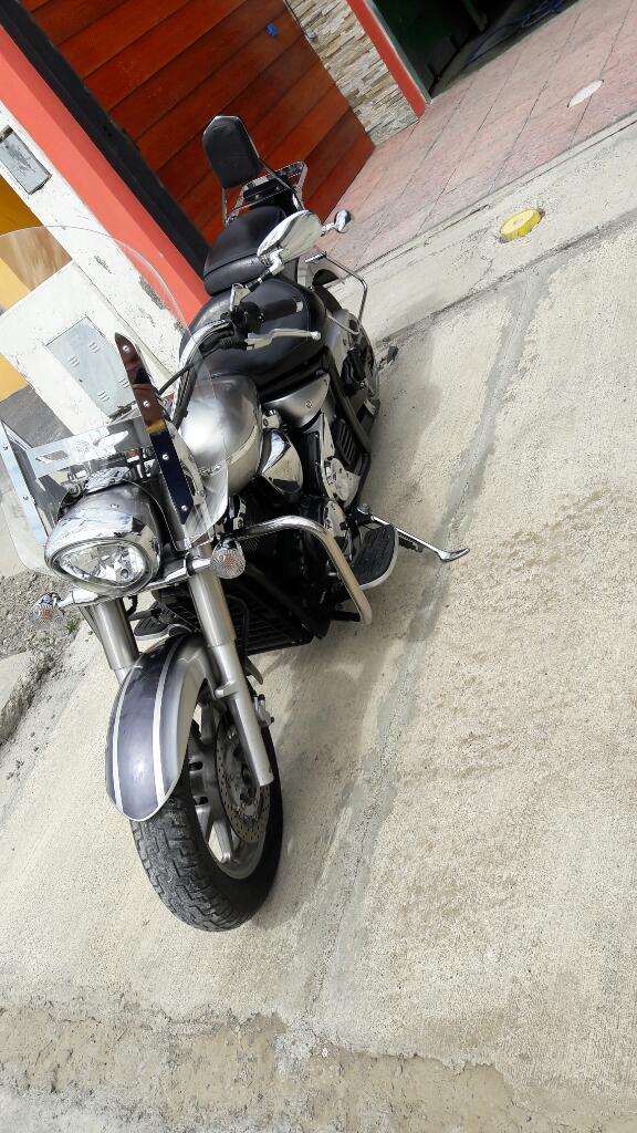 Vendo Moto Yamaha Midnigstar 1300 Cc