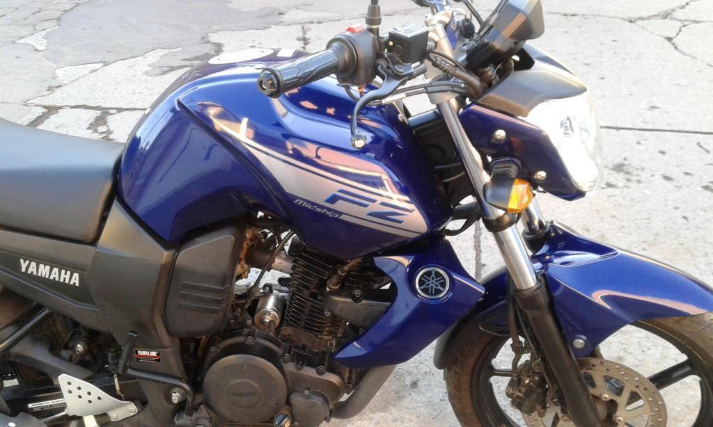 OPORTUNIDAD !! YAMAHA FZ 2015,SIN USO, JOYA, $ 42000, AL DIA