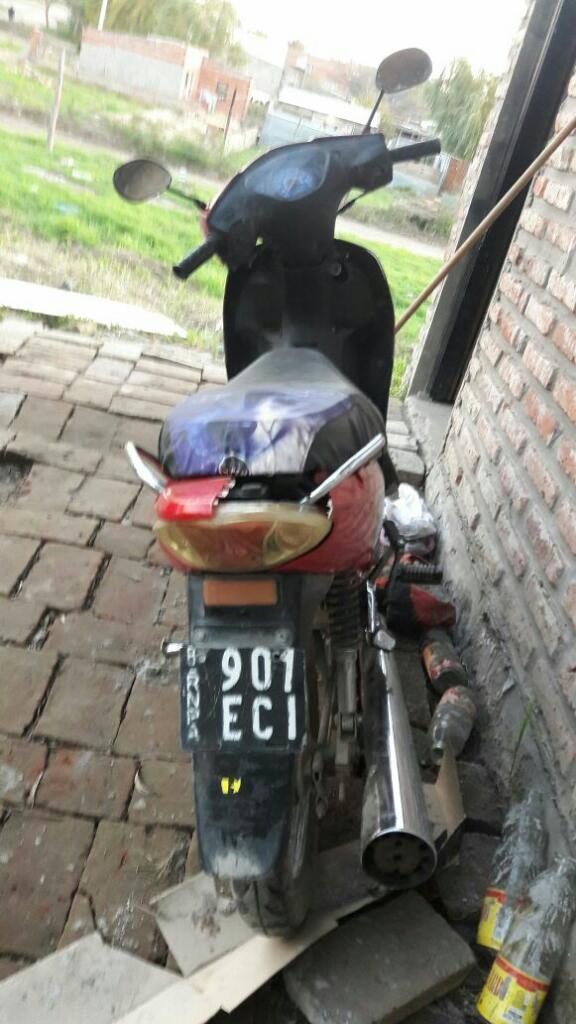 Vendo Moto Andando