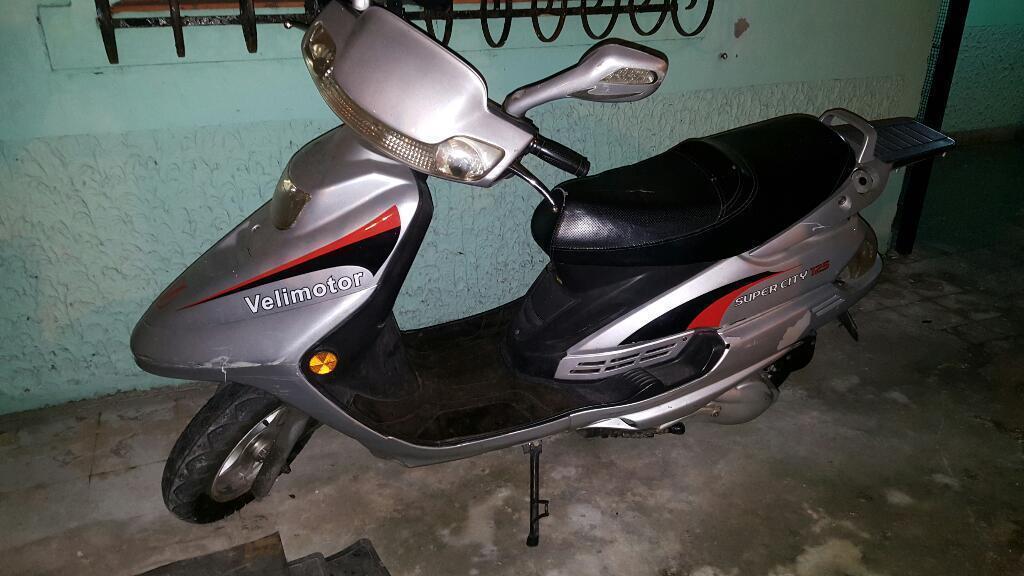 Scooter Velimotor 125