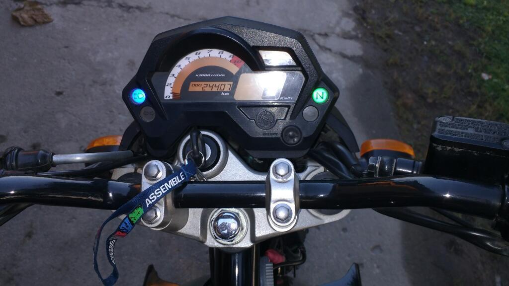 Vendo O Permuto Fz 2013