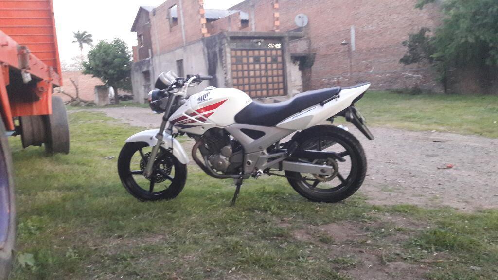 Vendo Honda Twister 250