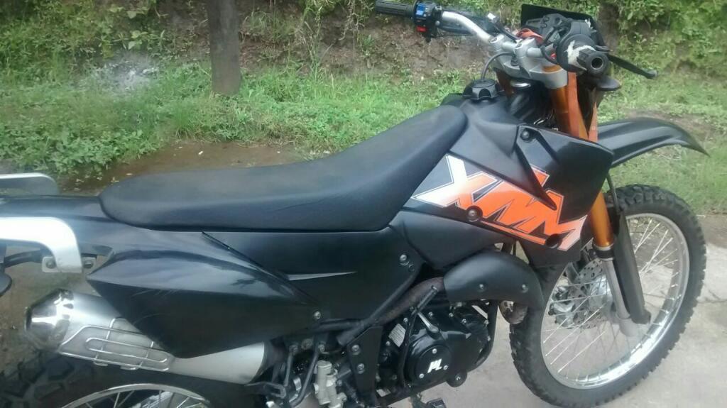 Vendo Motomel Xmm 250cc