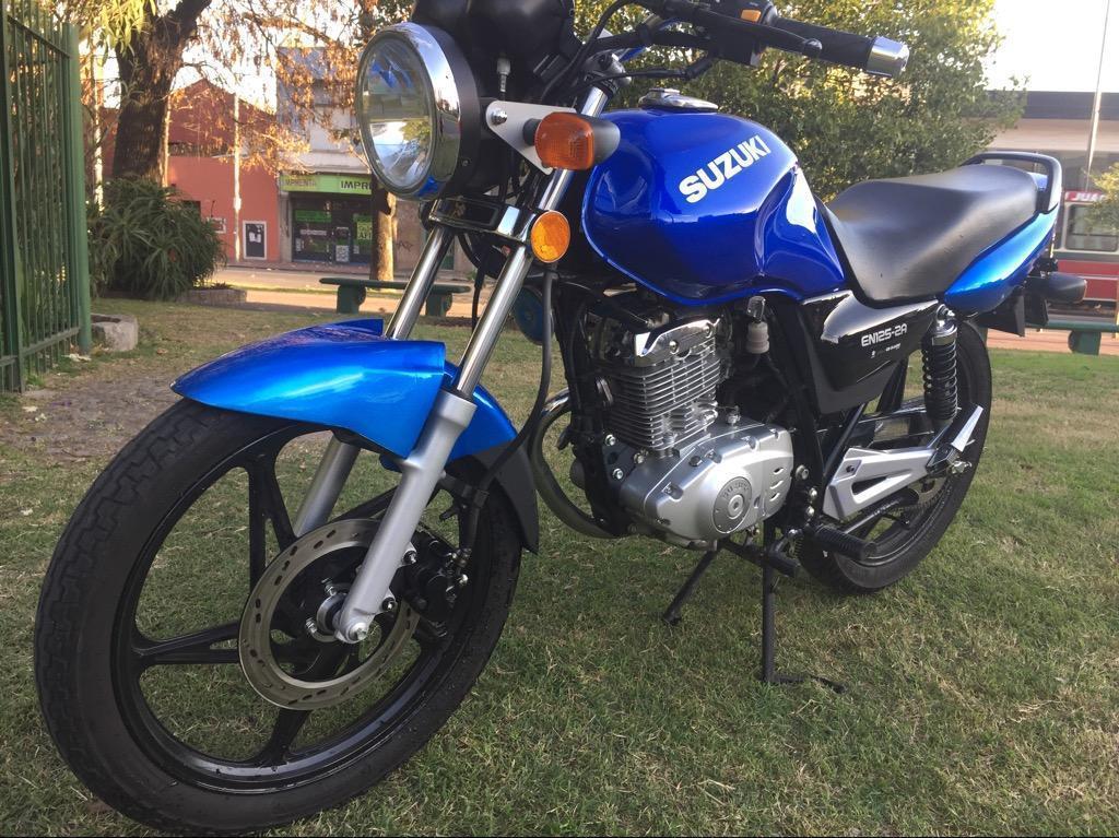 Moto Suzuki en 125
