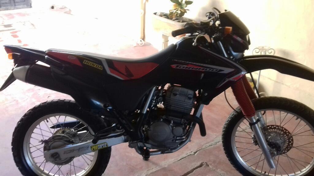 Vendo Honda Tornado Mod 2013